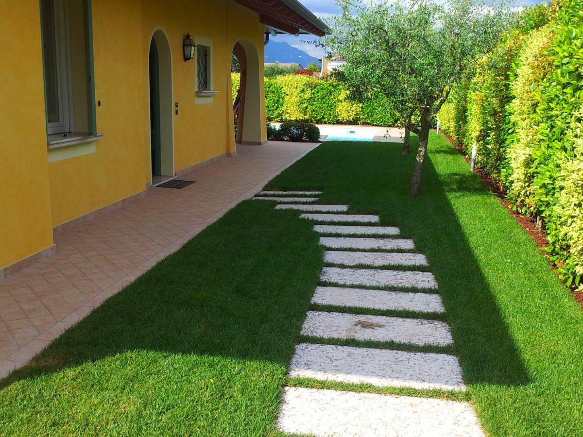 Villa Oliva Manerba del Garda Exteriör bild
